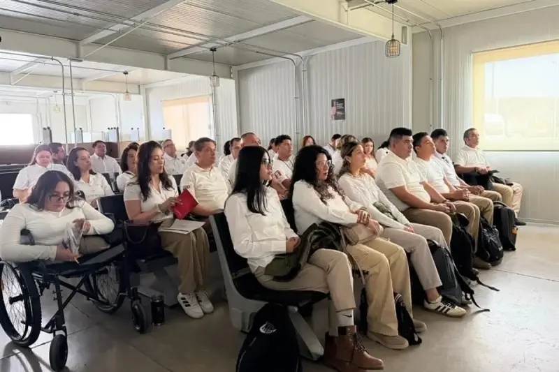 Capacitan en ‘trato digno’ a agentes migratorios por Mundial