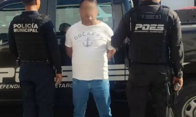 Traía un arma de fuego; fue detenido en el Centro Histórico de Querétaro