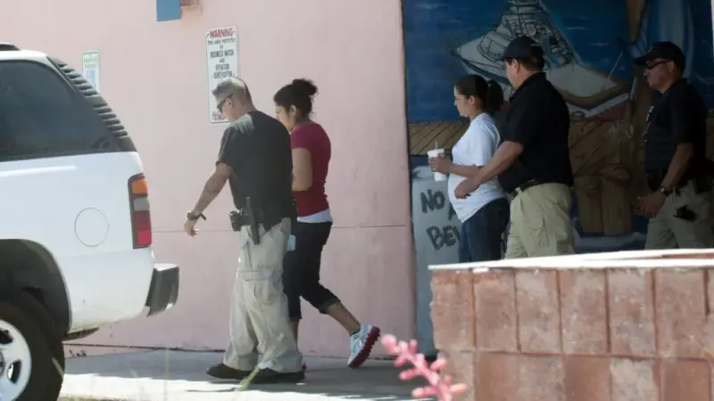 Detenciones de migrantes en EE.UU. se disparan más de 1,000% en segundo mandato de Trump