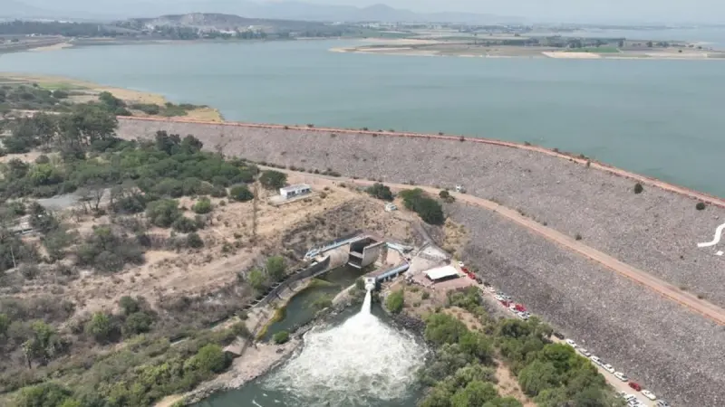 Acueducto Solís-León: Ajustan trazo por obstáculos de Pemex, CFE y vías en Guanajuato