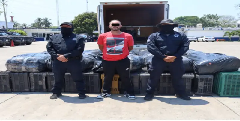 Detienen a sujeto con 472 kilogramos de droga en caseta de Tabasco