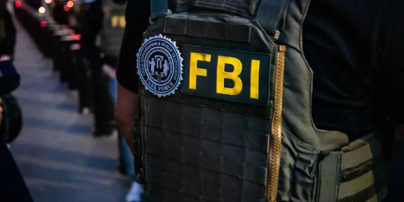 Ofrece FBI recompensa de 50 mil dólares por sospechoso de asesinato