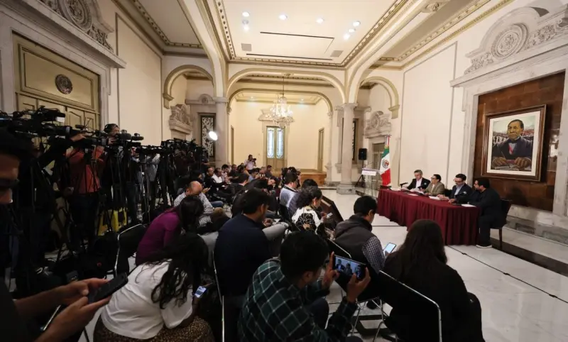 Atiende Segob 20 de 29 demandas de los transportistas