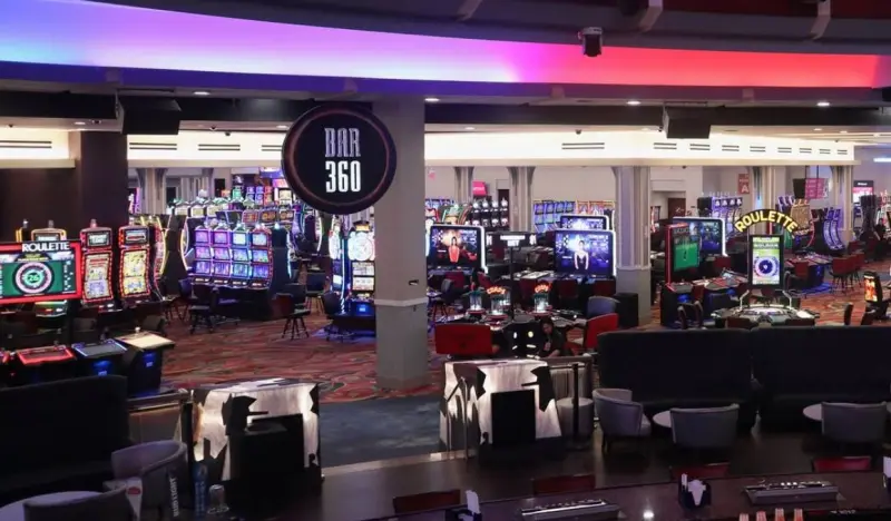 Inaugura Queens primer casino con mesas en Nueva York