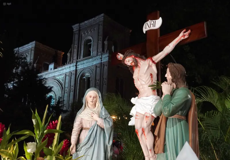 Días Santos: la pausa que nos devuelve al amor