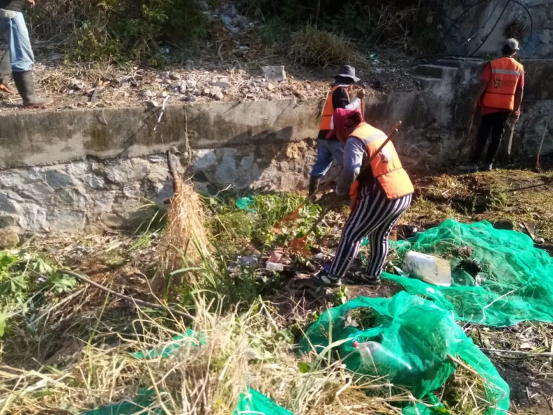 Retiran más de 10 mil toneladas de residuos en canales de Acapulco
