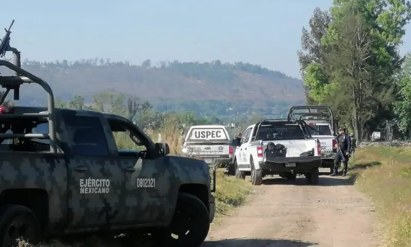 Maniatado, hallan muerto al secretario de Ocampo, Michoacán