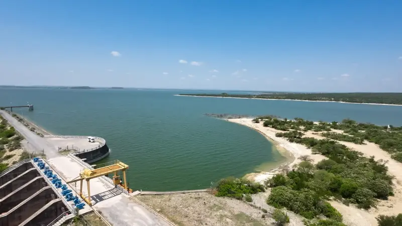 Continúa búsqueda de hombre desaparecido en la Presa El Cuchillo