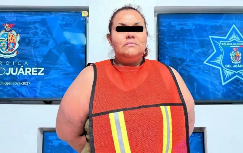 Mujer es detenida con arma de fuego y droga
