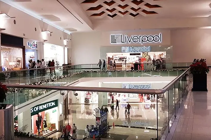 Advierten posible clausura de Plaza San Luis por fallas en seguridad