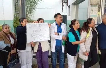 Toman médicos y enfermeras el centro oncológico en Morelia