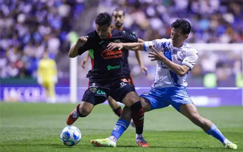 Bravos rescatan empate con Camoteros del Puebla