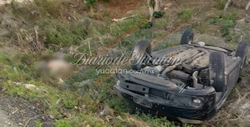 Fatal accidente en la carretera Mérida-Chetumal; hombre muere tras volcar su auto