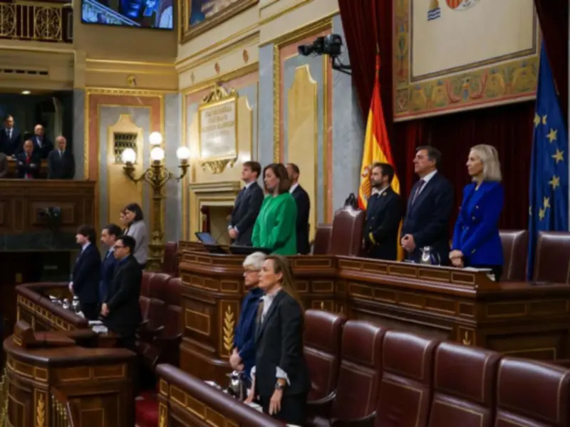 El Congreso al límite: la expulsión de un diputado de Vox abre un pulso entre el PP y el PSOE