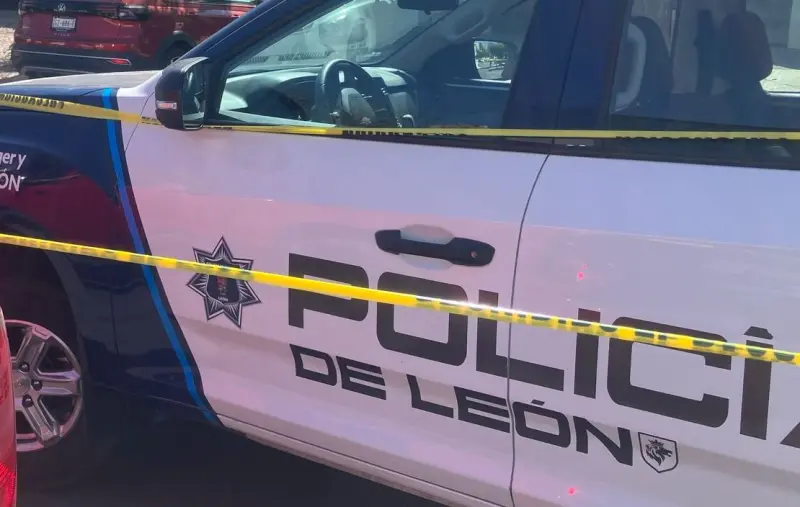 Localizan cuerpo en arroyo en Irapuato