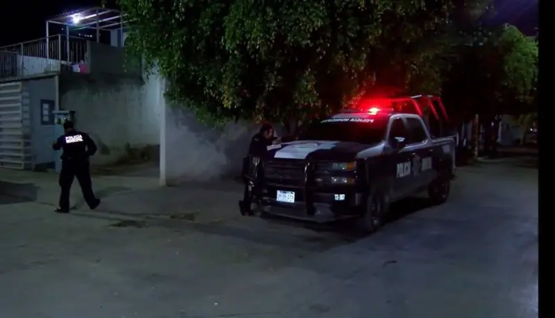 Muere electrocutado al instalar una regadera en Tlajomulco
