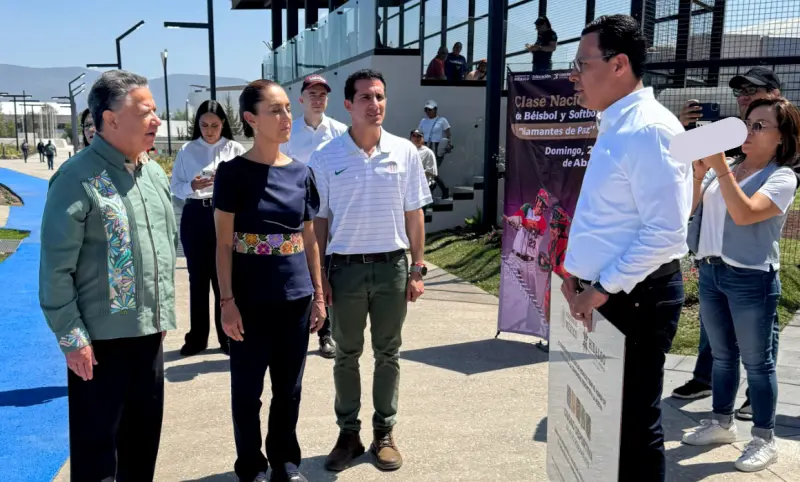 Recorre Sheinbaum avances en Ciudad Deportiva en Pachuca