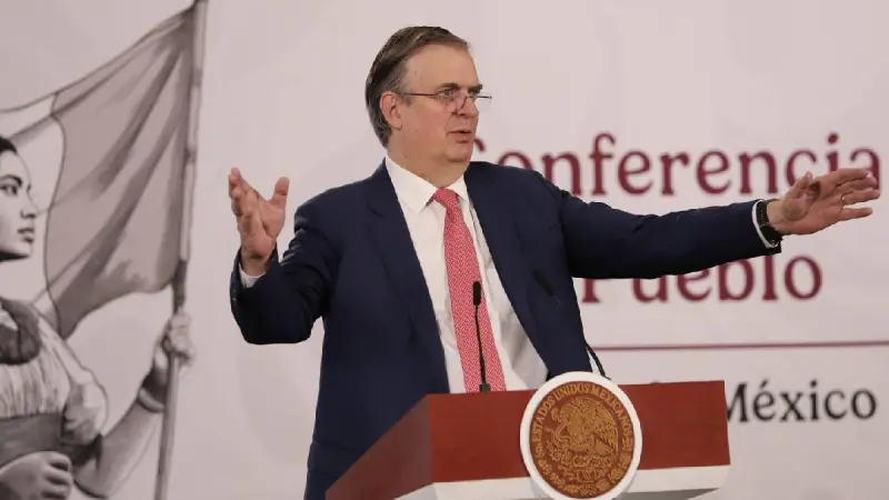 Marcelo Ebrard admite estancia de su hijo en Embajada de Reino Unido