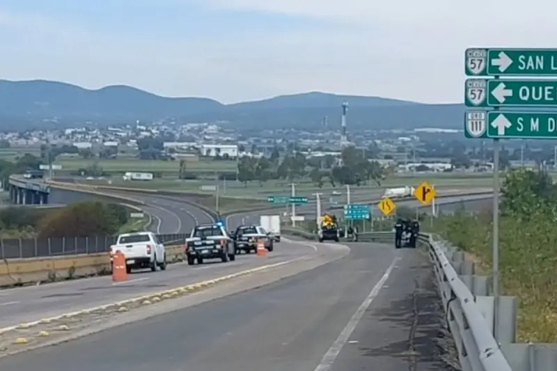 ¿Hay cierres en autopistas de Querétaro por megabloqueo de transportistas en carreteras?