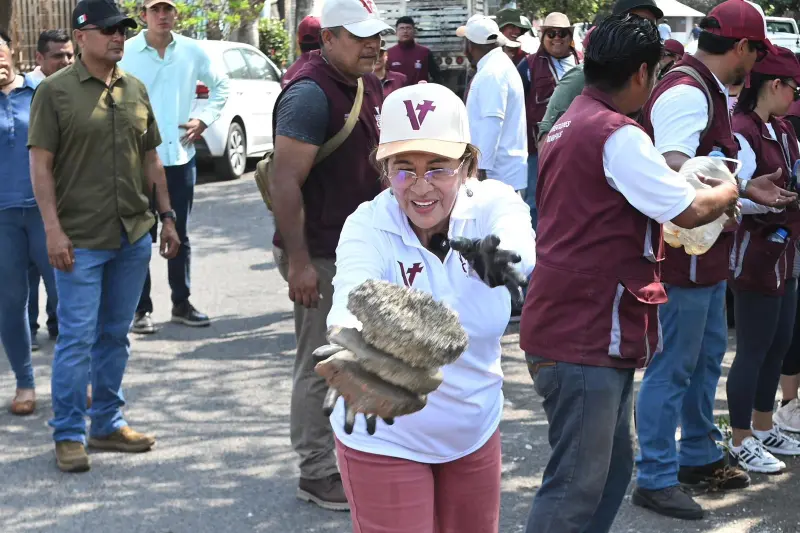 Retiran 134 toneladas de desechos en la ciudad de Veracruz