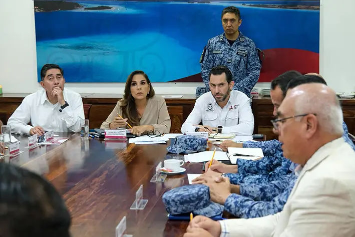 Prende Tulum motores por aire y tierra