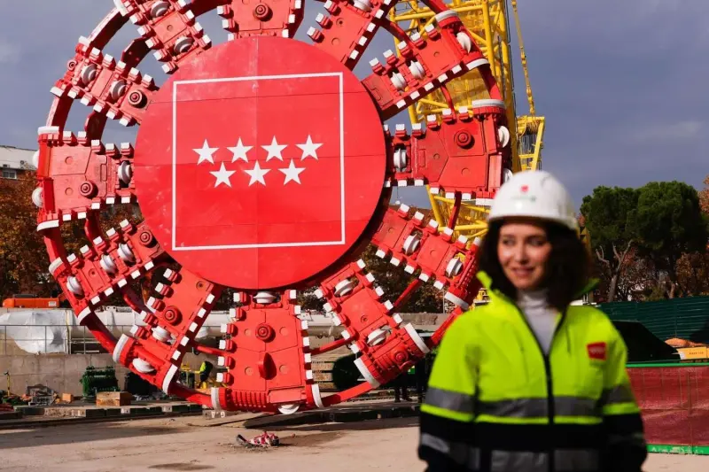 El Gobierno denuncia que la nueva ley de urbanismo de Ayuso abre la puerta a “pelotazos”