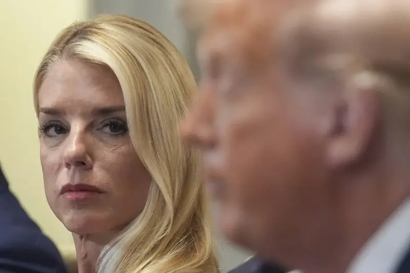 “Siempre estaré eternamente agradecida por la confianza del presidente Trump”: Pam Bondi
