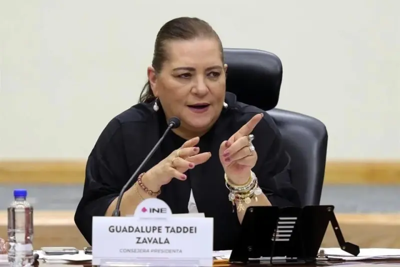 Reclaman consejeros a Taddei falta de paridad en INE