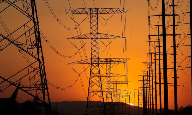 La inversión extranjera en México sube seis posiciones en el ranking global de Kearney, destacando a las telecomunicaciones y el sector aeroespacial como las industrias con mayor potencial de crecimiento este año