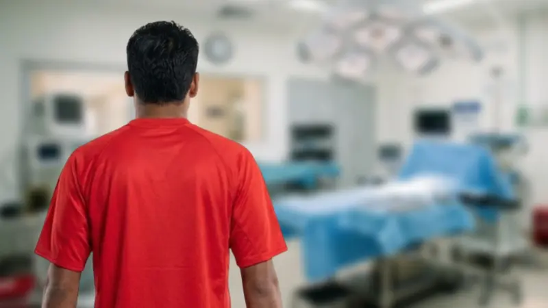 Familia de Enrique Alfaro, leyenda del Toluca, pide ayuda tras cirugía por cáncer en cuerdas vocales