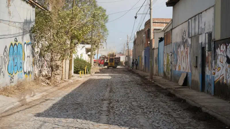 Transforman San José del Castillo con remodelación de plaza cívica
