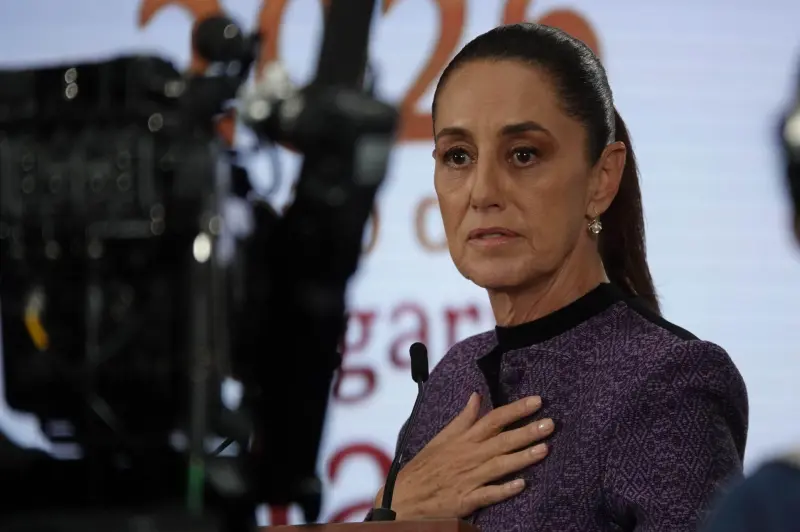 Sheinbaum defiende congelamiento de cuentas por UIF sin orden judicial; ‘pueden ampararse’, afirma