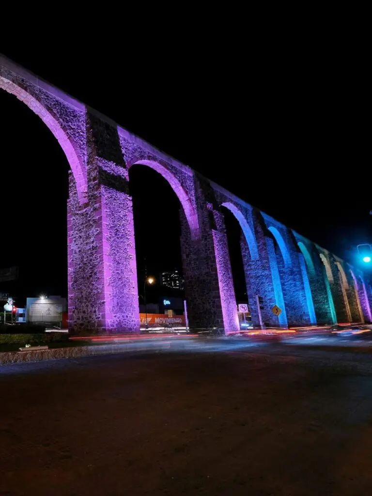 Anuncian actividades artísticas y show de luces para celebrar 300 años de Los Arcos