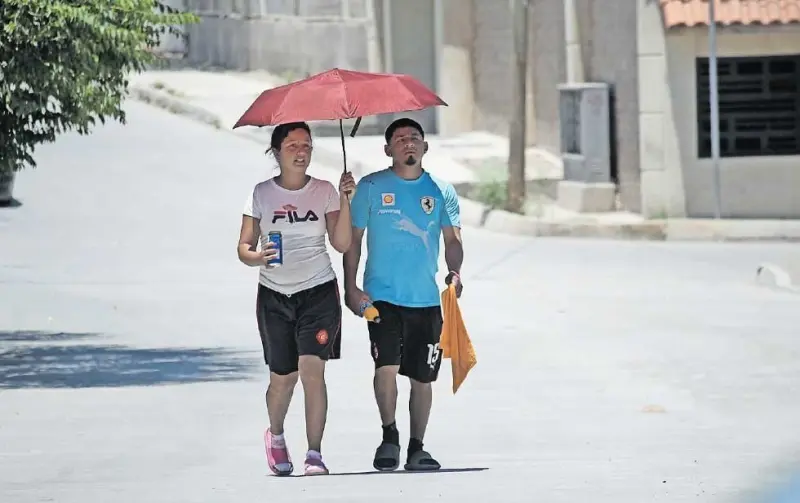 IMSS alerta por riesgos de exposición al sol