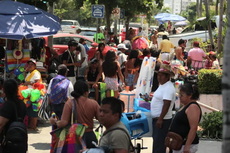 Recibe Acapulco a miles de turistas y alcanza 73% de ocupación hotelera