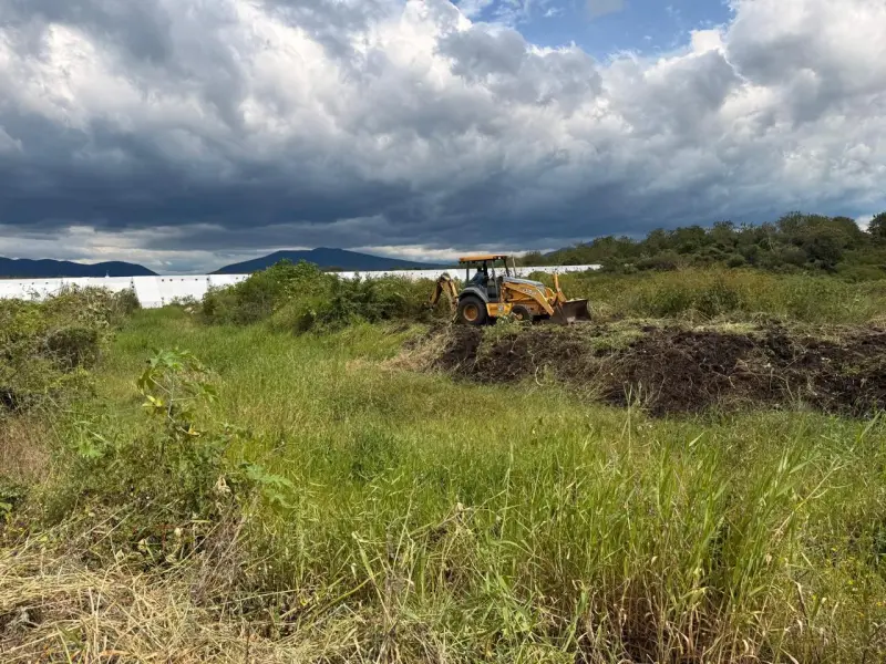 Limpia Conagua distritos de riego en Michoacán