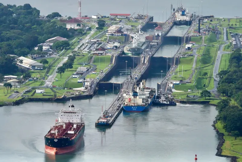 ¿Qué pasa en el Canal de Panamá y por qué China disputa el control de sus puertos?