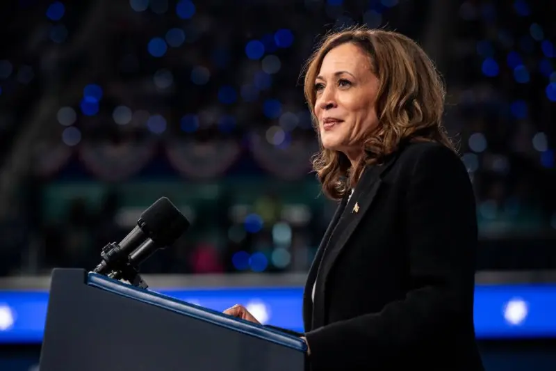 Anticipa Kamala Harris posible participación en elecciones de 2028