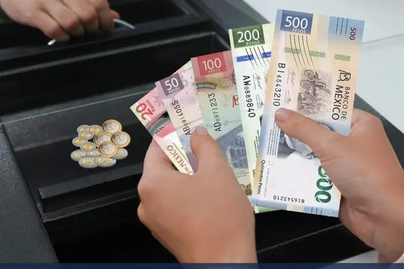 Inicia peso semana con pérdidas ante inquietud por conflicto