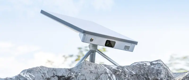El hack de Elon Musk: Usa Starlink Mini con PeakDo para tener oficina 4K en cualquier lugar