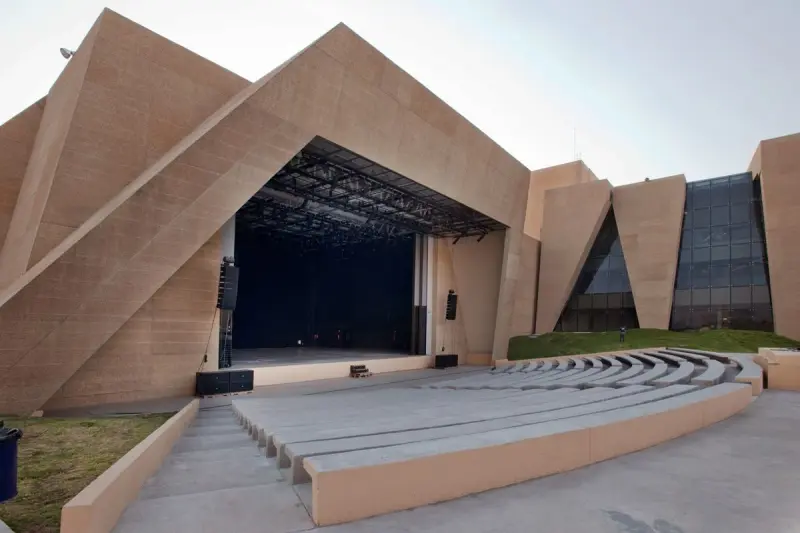 Celebra 39 años de historia el Centro Cultural Mexiquense en Toluca