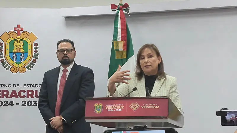 Alcaldes de Nanchital y Poza Rica ganan más que la Gobernadora