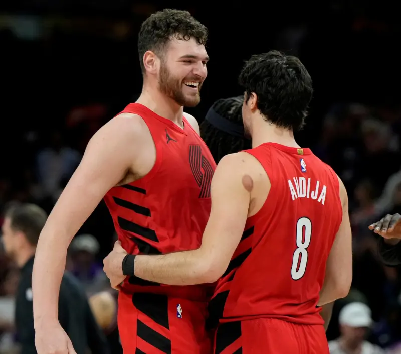 Charlotte elimina a Miami en dramático duelo