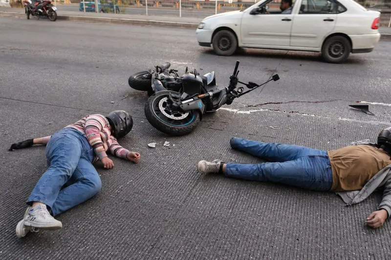 Muere pareja de motociclistas tras accidentarse en Bulevar 18 de Noviembre