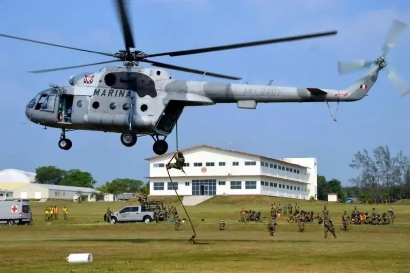 Adiestra Marina a personal en control de disturbios