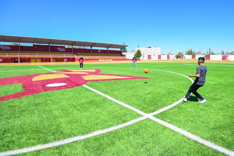 Estrenarán en Edomex 78 canchas rumbo al Mundial 2026