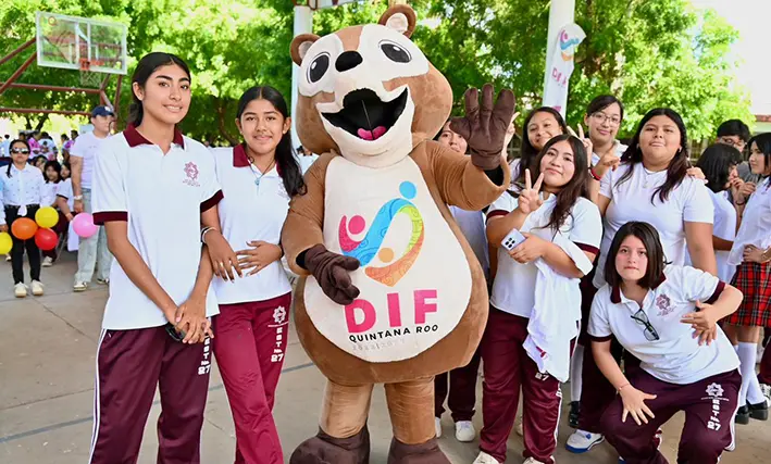 Kuatis entra a las aulas para blindar a la juventud