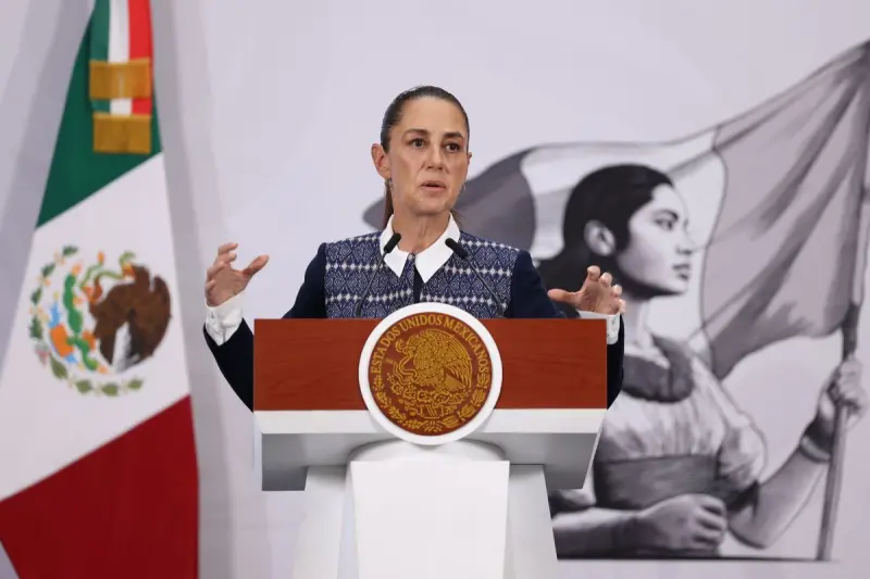 Claudia Sheinbaum exige respuestas a EU por muerte de 15 mexicanos en custodia del ICE