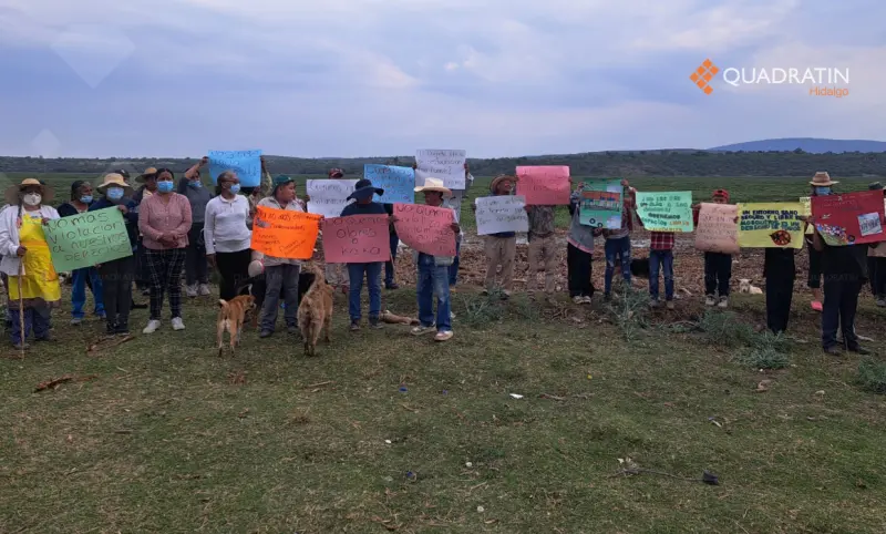 Forman valla humana en Tepetitlán; exigen frenar plaga de mosco cúlex