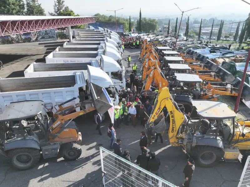 Despliegan 130 unidades y 1,300 empleados ante lluvias en Ecatepec